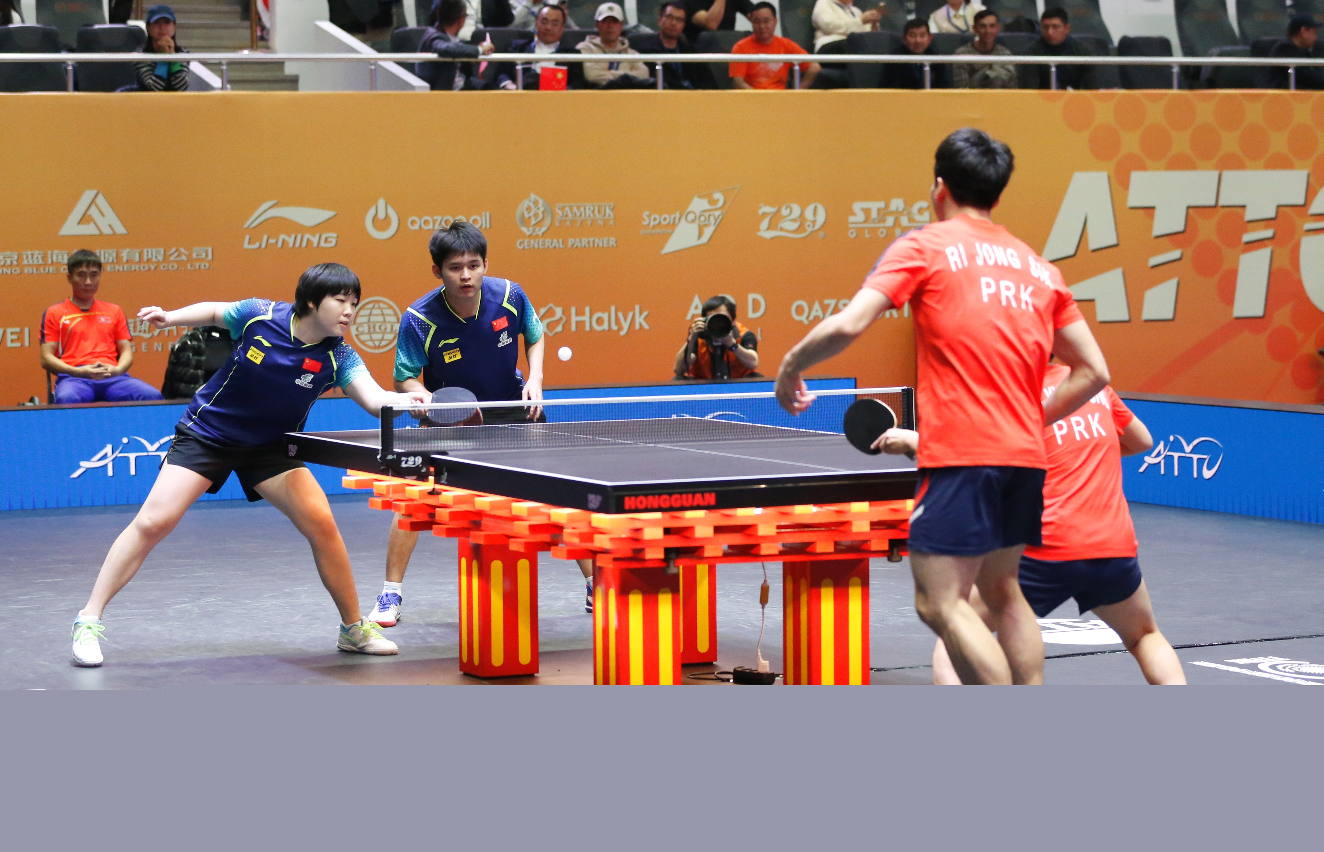 在场上产生 在场上产生